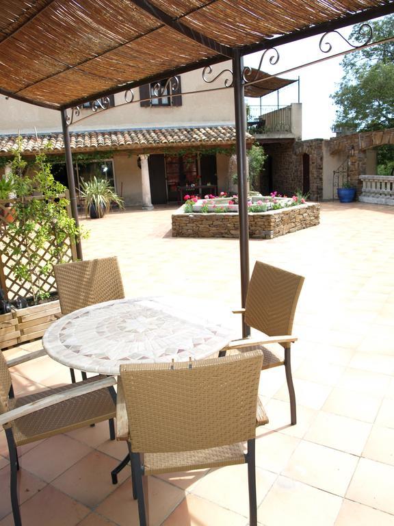 Aparthotel Les Lauriers Roses Le Le Rayol-Canadel-sur-Mer Esterno foto