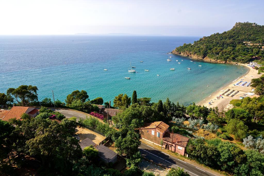 Aparthotel Les Lauriers Roses Le Le Rayol-Canadel-sur-Mer Esterno foto