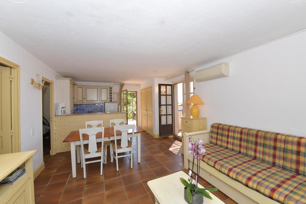 Aparthotel Les Lauriers Roses Le Le Rayol-Canadel-sur-Mer Esterno foto
