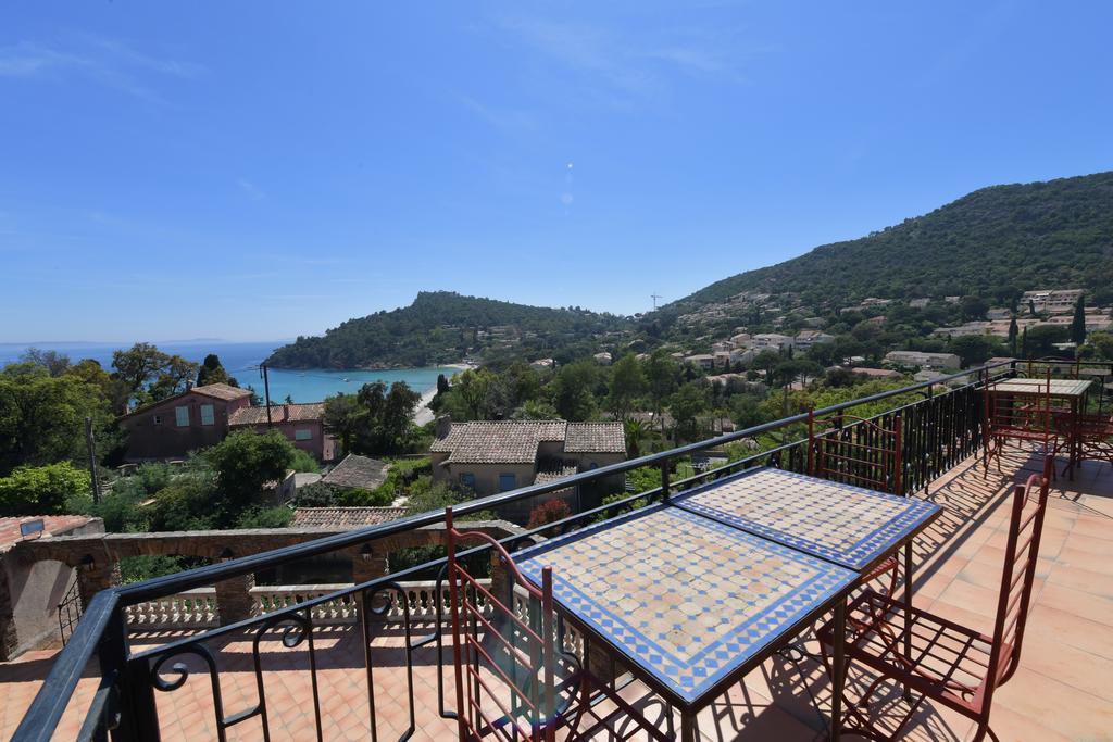 Aparthotel Les Lauriers Roses Le Le Rayol-Canadel-sur-Mer Esterno foto