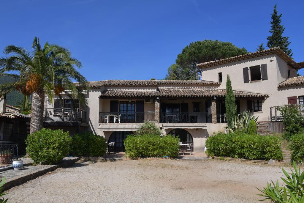 Aparthotel Les Lauriers Roses Le Le Rayol-Canadel-sur-Mer Esterno foto