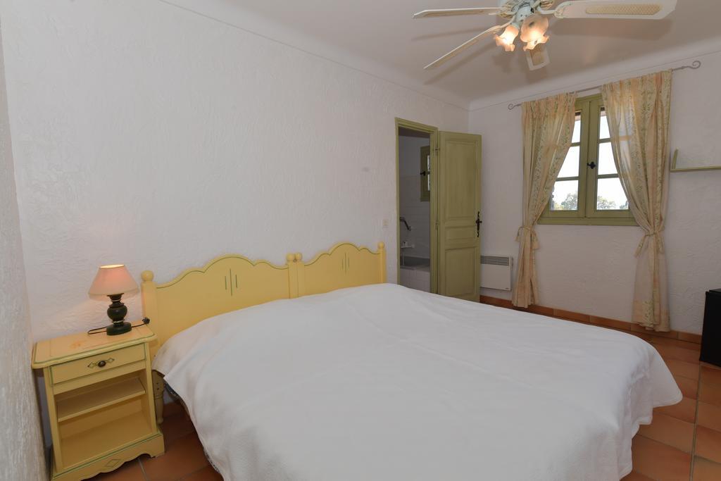 Aparthotel Les Lauriers Roses Le Le Rayol-Canadel-sur-Mer Esterno foto
