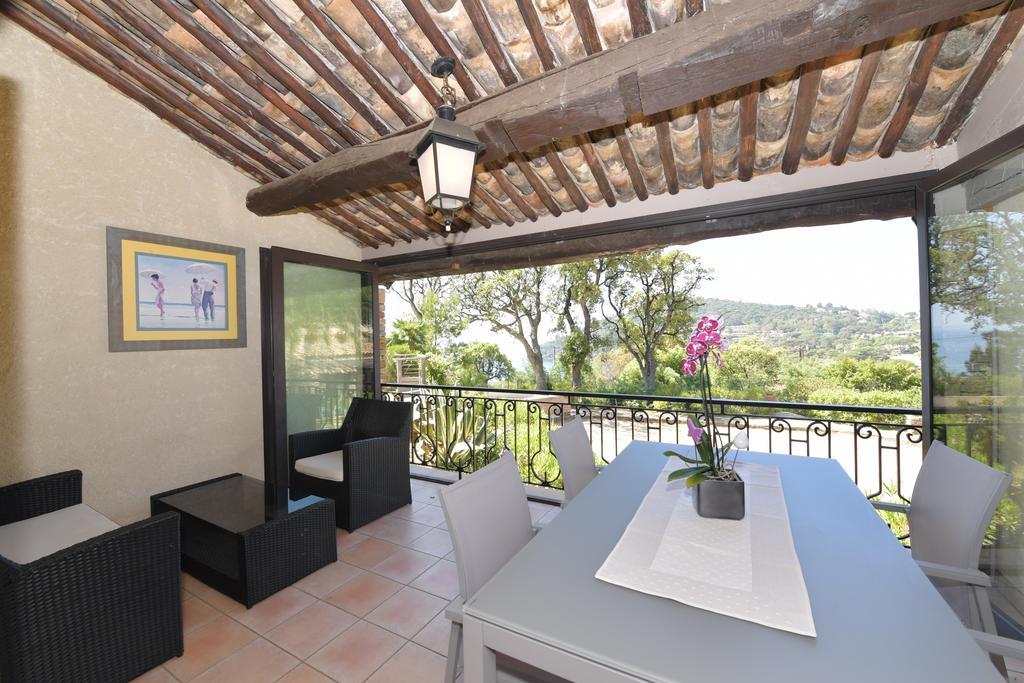 Aparthotel Les Lauriers Roses Le Le Rayol-Canadel-sur-Mer Esterno foto