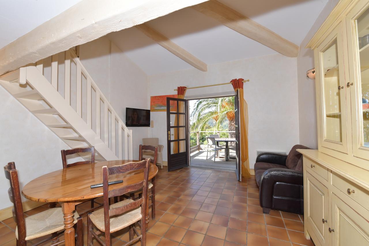Aparthotel Les Lauriers Roses Le Le Rayol-Canadel-sur-Mer Esterno foto